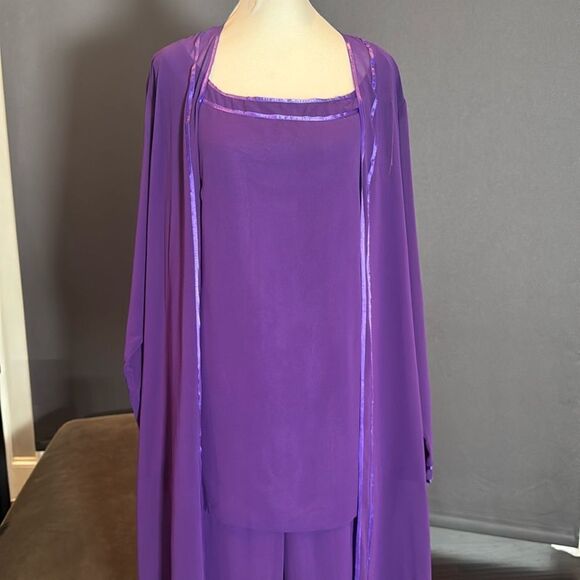 Women’s Purple Chiffon 3 Piece Pants Suit Mother of the Bride Plus Size 16 NEW - Picture 2 of 14